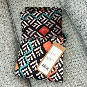 NWT Niyama Sol Dynomite Size M